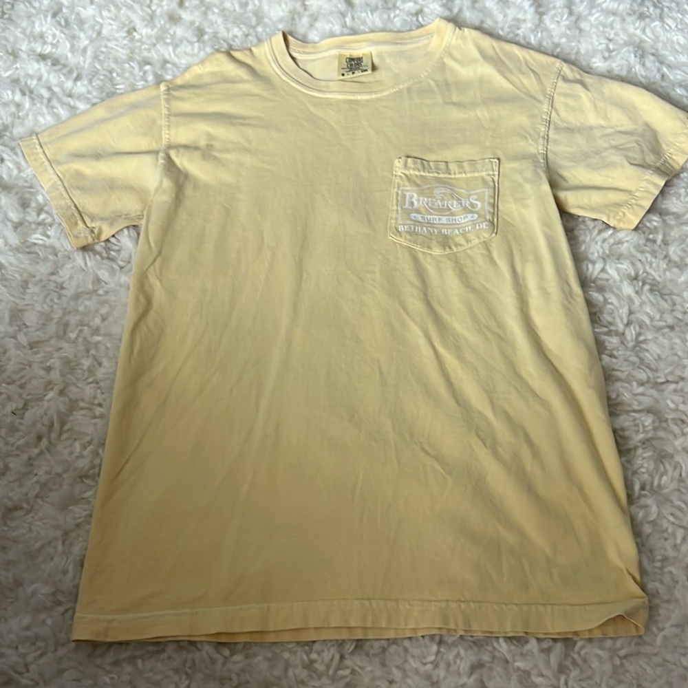 Yellow Surf shop tee